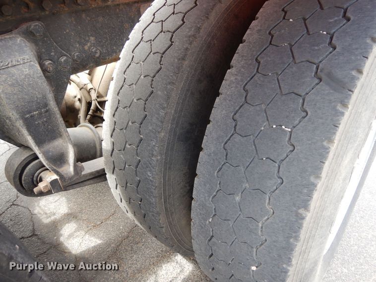 image for item DR1267 2012 Western Star W4900SF  semi truck