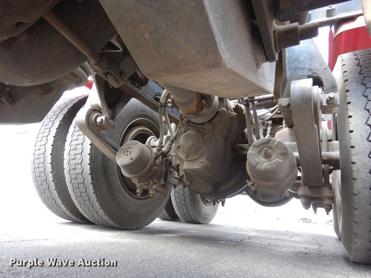 image for item DR1267 2012 Western Star W4900SF  semi truck