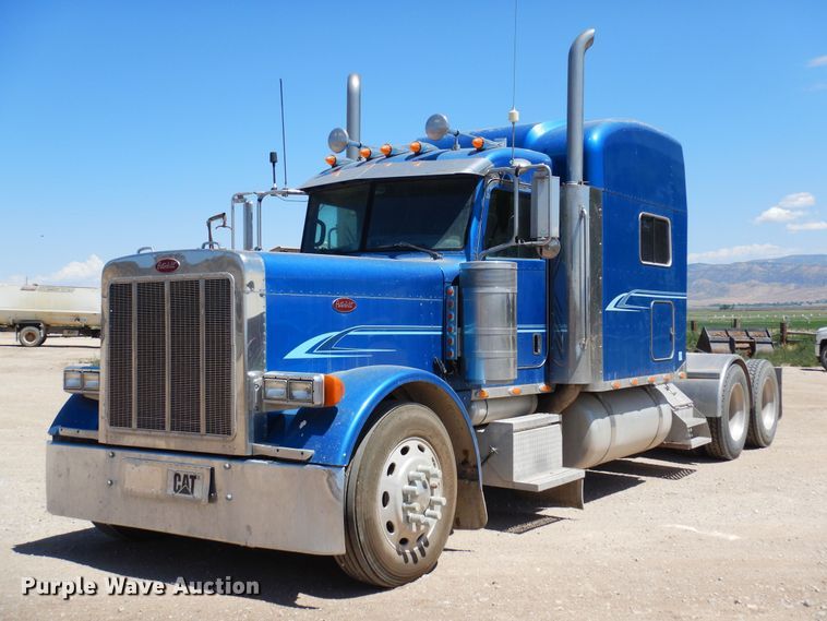 image for item DR1275 2007 Peterbilt 379  semi truck