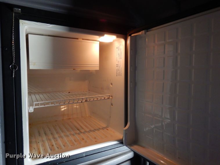 image for item DR1275 2007 Peterbilt 379  semi truck