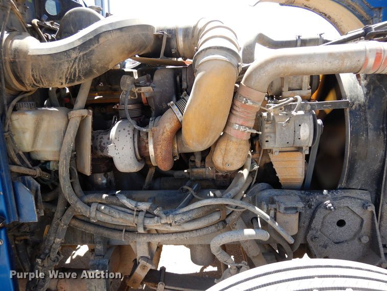 image for item DR1275 2007 Peterbilt 379  semi truck