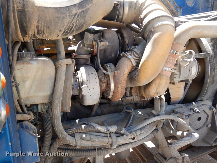 image for item DR1275 2007 Peterbilt 379  semi truck