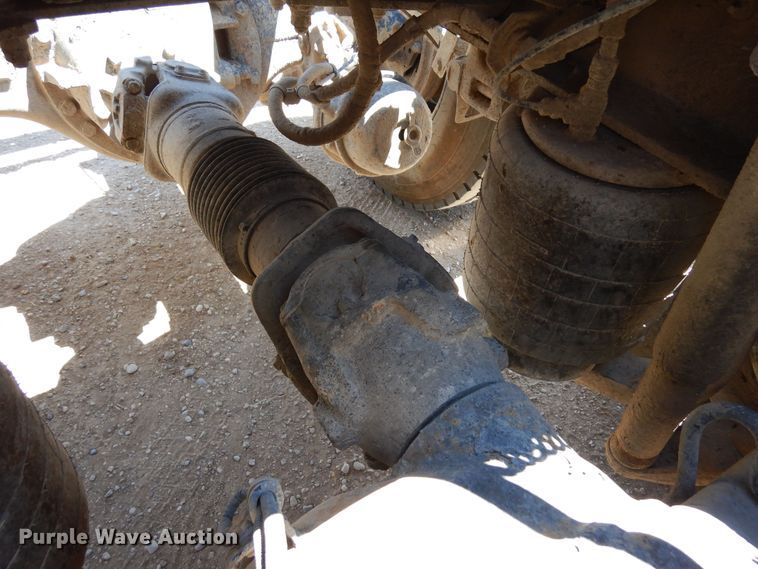 image for item DR1275 2007 Peterbilt 379  semi truck