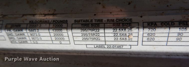 image for item DR1275 2007 Peterbilt 379  semi truck