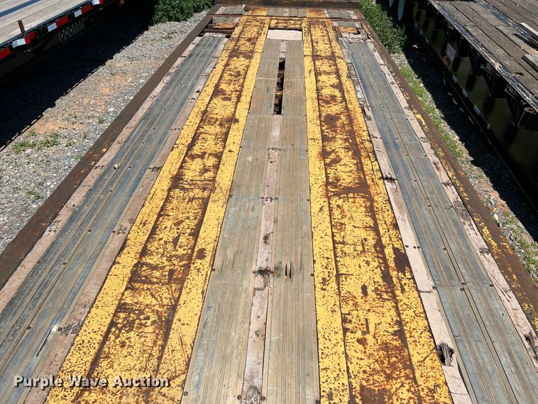 image for item DR1562 2004 X-L Specialized  lowboy equipment trailer