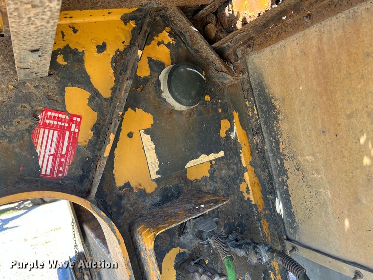 image for item DR1562 2004 X-L Specialized  lowboy equipment trailer