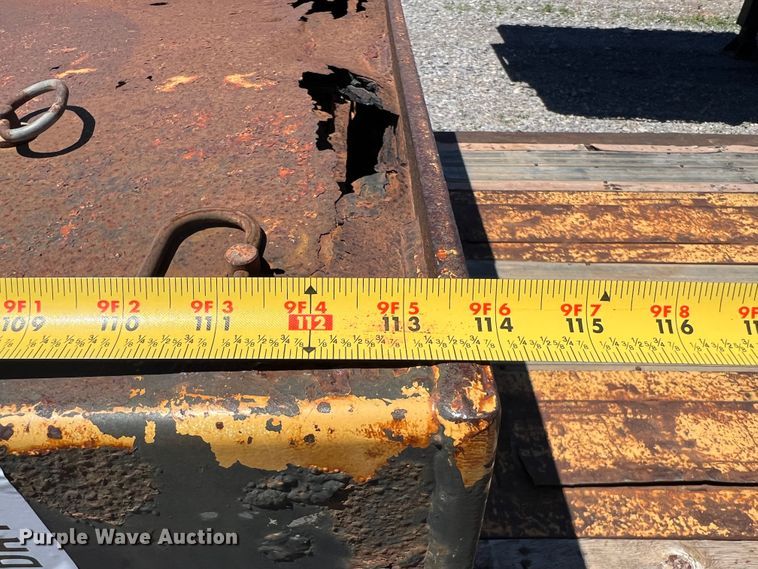 image for item DR1562 2004 X-L Specialized  lowboy equipment trailer