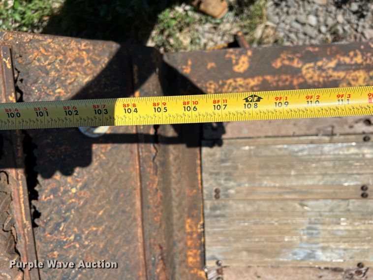 image for item DR1562 2004 X-L Specialized  lowboy equipment trailer