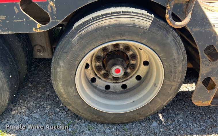 image for item DR1562 2004 X-L Specialized  lowboy equipment trailer