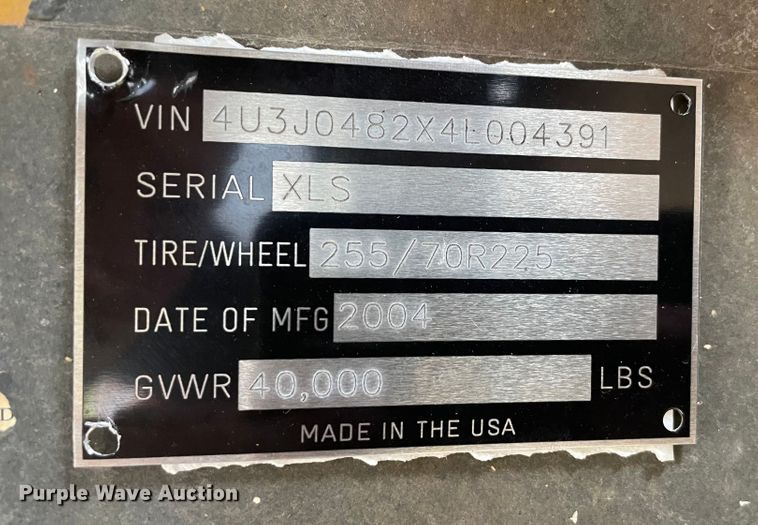 image for item DR1562 2004 X-L Specialized  lowboy equipment trailer