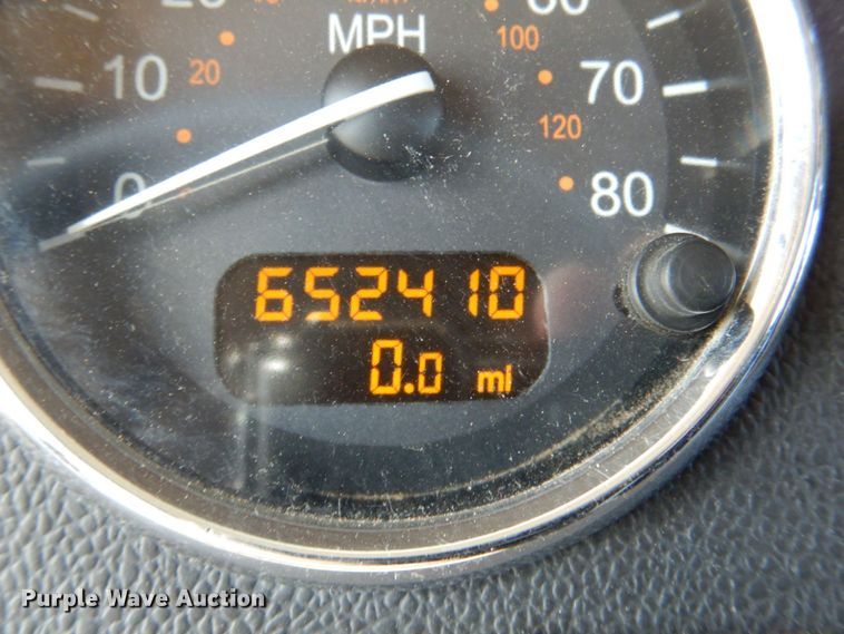 image for item DR1955 2012 Peterbilt 587  semi truck