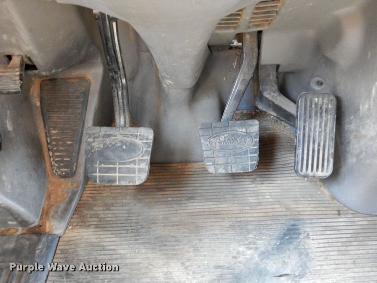 image for item DR1955 2012 Peterbilt 587  semi truck