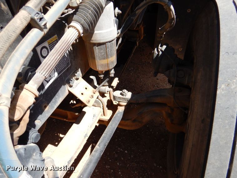 image for item DR1955 2012 Peterbilt 587  semi truck