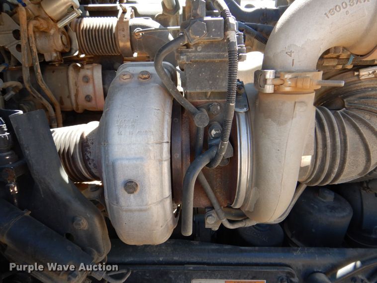 image for item DR1955 2012 Peterbilt 587  semi truck