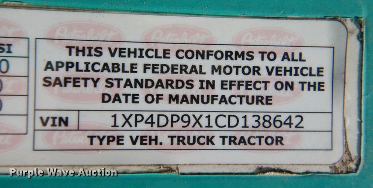 image for item DR1955 2012 Peterbilt 587  semi truck