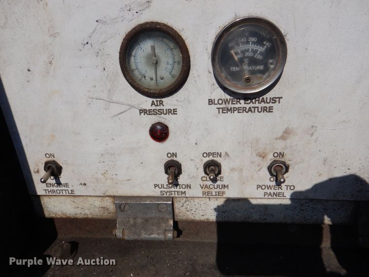 image for item DS8042 2003 Sterling Acterra  vacuum truck