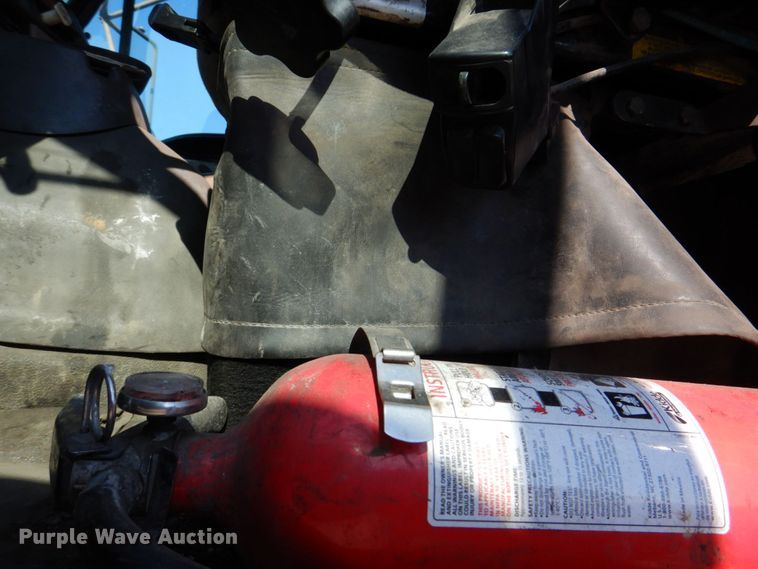 image for item DS8042 2003 Sterling Acterra  vacuum truck