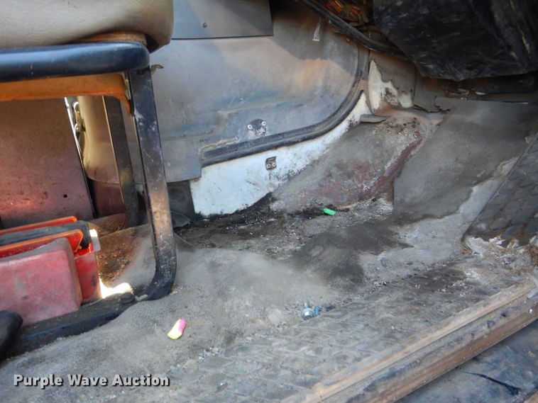 image for item DS8042 2003 Sterling Acterra  vacuum truck