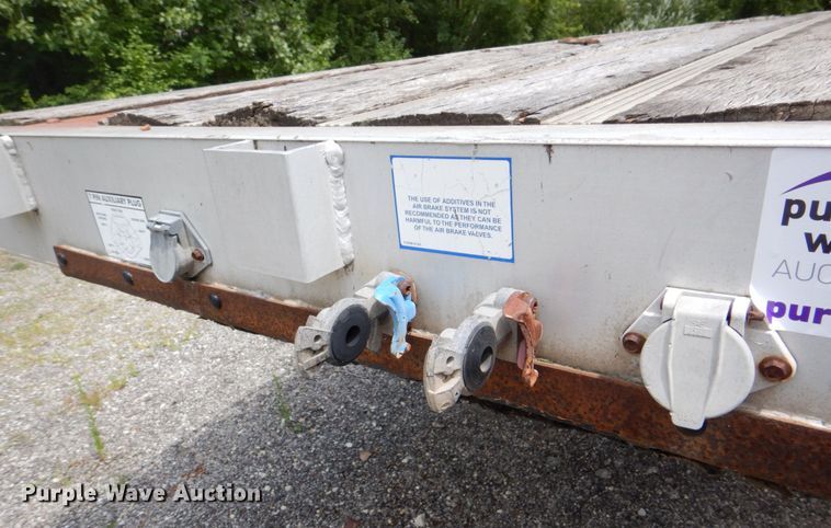 image for item DS8135 2008 Reinke  drop deck trailer