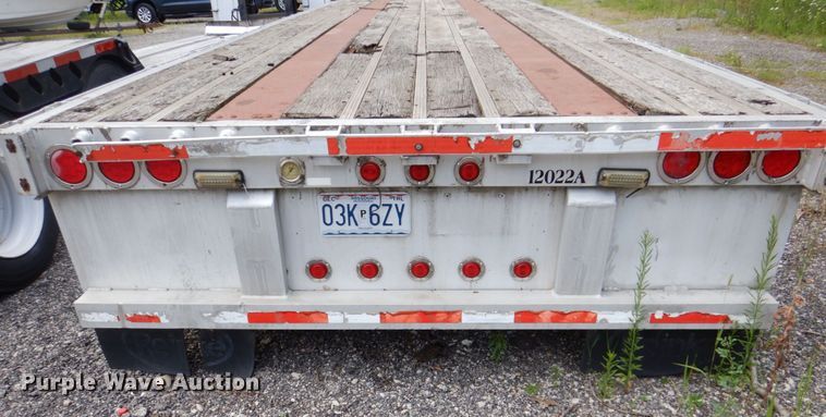 image for item DS8135 2008 Reinke  drop deck trailer