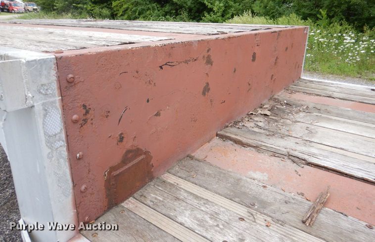 image for item DS8135 2008 Reinke  drop deck trailer
