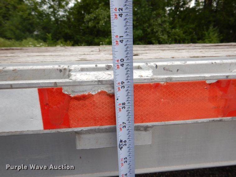 image for item DS8135 2008 Reinke  drop deck trailer