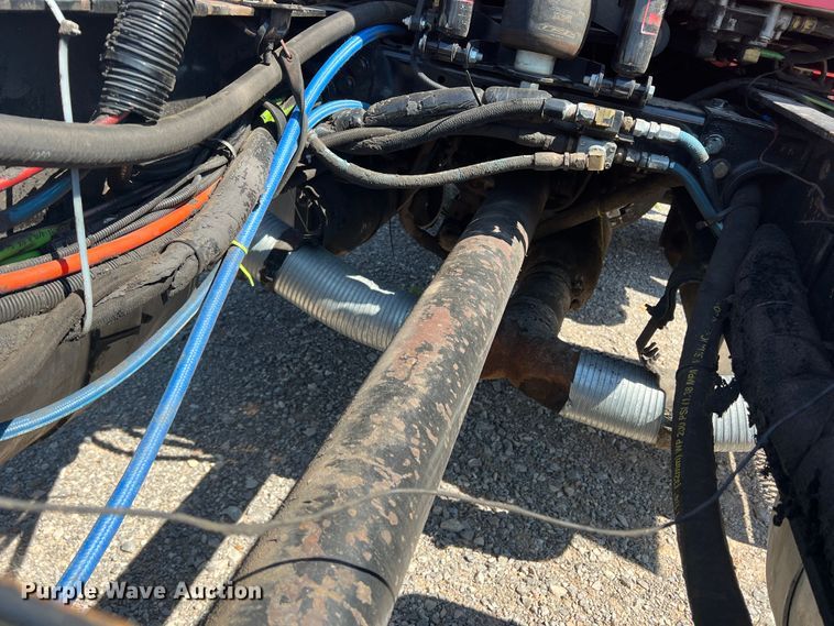 image for item DS8392 1999 Peterbilt 379  semi truck