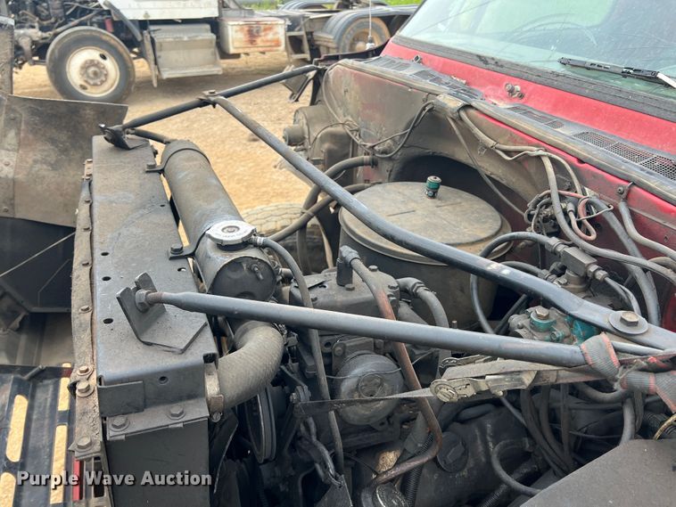 image for item HL9200 1985 Chevrolet C70  dump truck