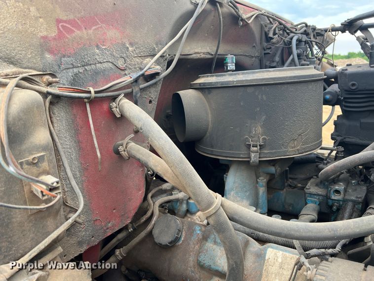 image for item HL9200 1985 Chevrolet C70  dump truck