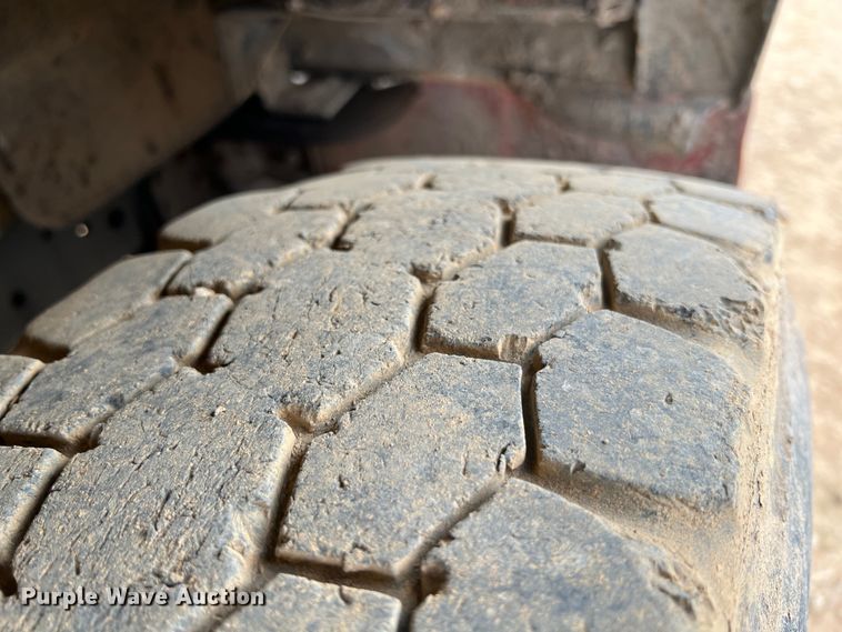 image for item HL9200 1985 Chevrolet C70  dump truck