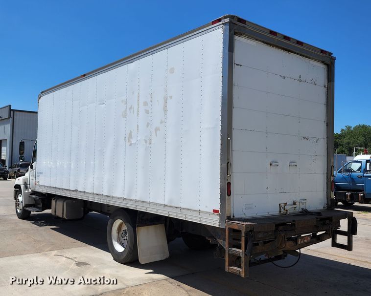 image for item JB9073 2007 Hino 268  box truck