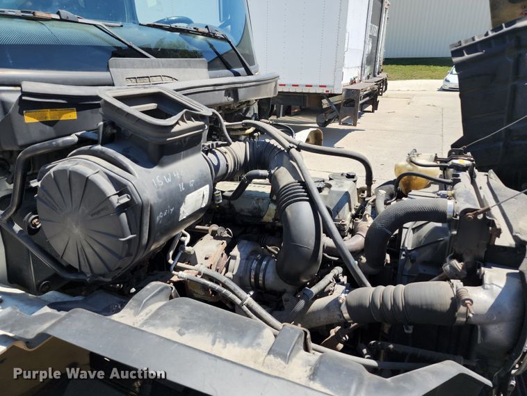 image for item JB9073 2007 Hino 268  box truck