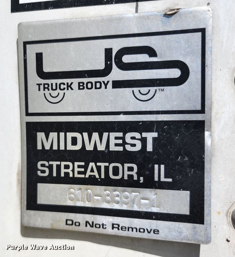 image for item JB9073 2007 Hino 268  box truck