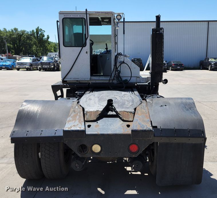 image for item JB9074 2006 Kalmar 30  yard truck