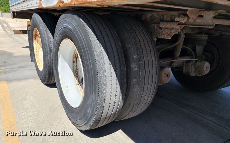 image for item JB9076 1999 Wabash  dry van trailer