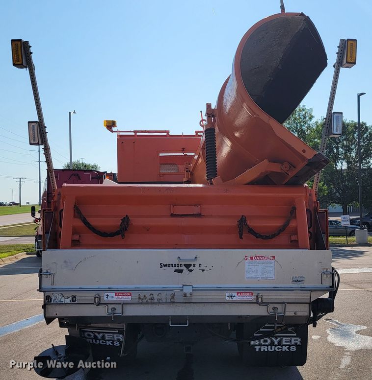 image for item JC9708 2005 Sterling L8500  dump truck