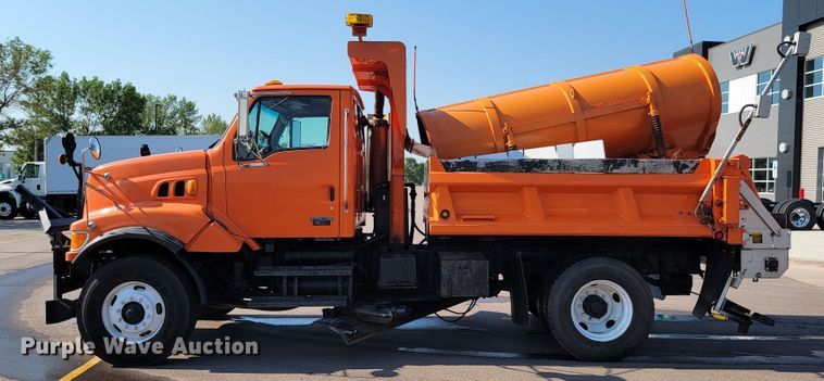 image for item JC9708 2005 Sterling L8500  dump truck
