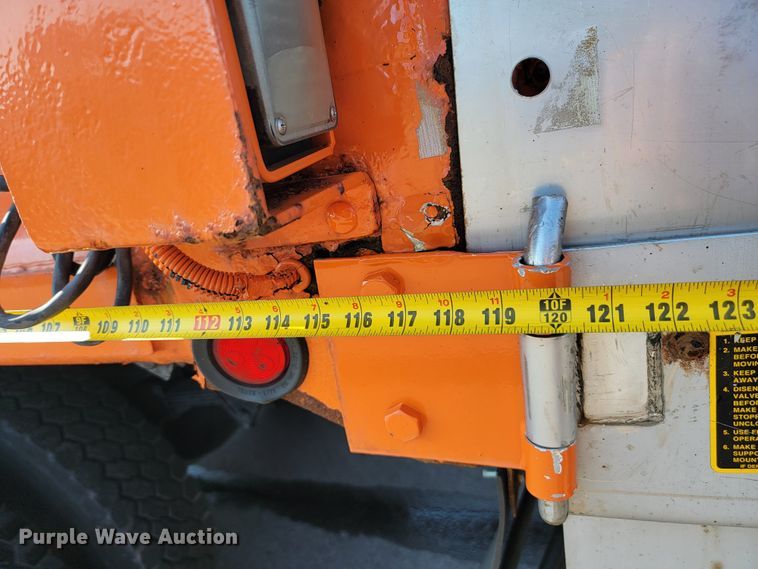 image for item JC9708 2005 Sterling L8500  dump truck