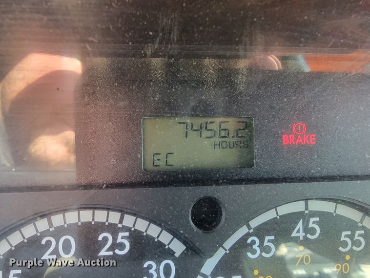 image for item JC9708 2005 Sterling L8500  dump truck