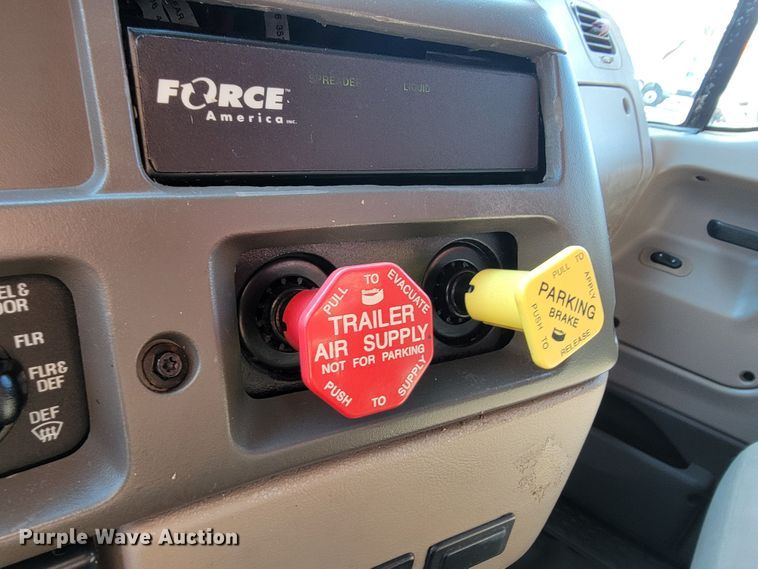 image for item JC9708 2005 Sterling L8500  dump truck