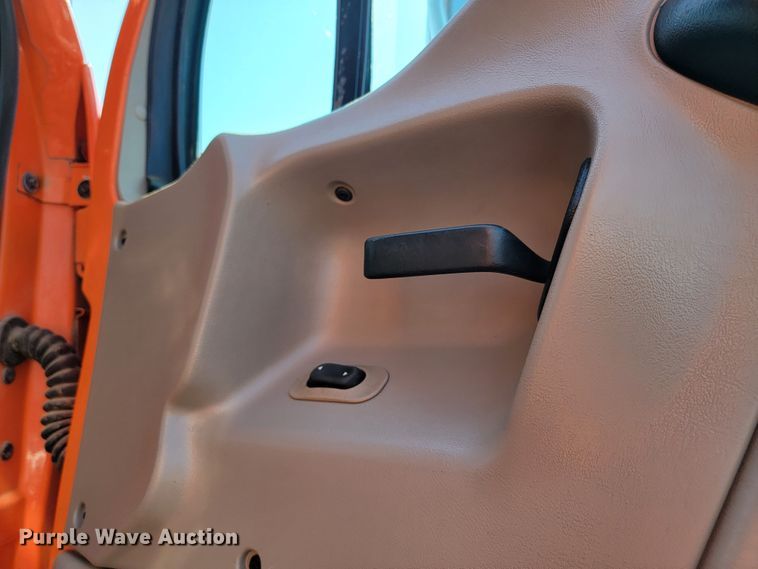 image for item JC9708 2005 Sterling L8500  dump truck