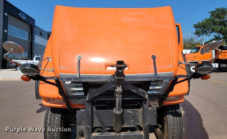 image for item JC9708 2005 Sterling L8500  dump truck