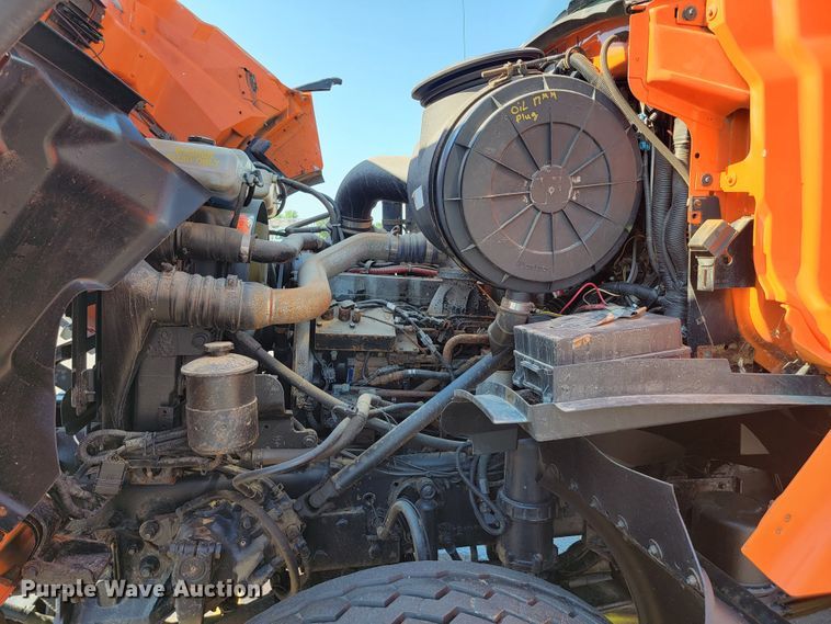 image for item JC9708 2005 Sterling L8500  dump truck