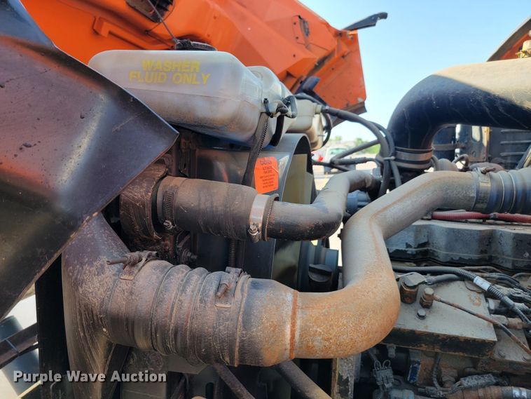 image for item JC9708 2005 Sterling L8500  dump truck