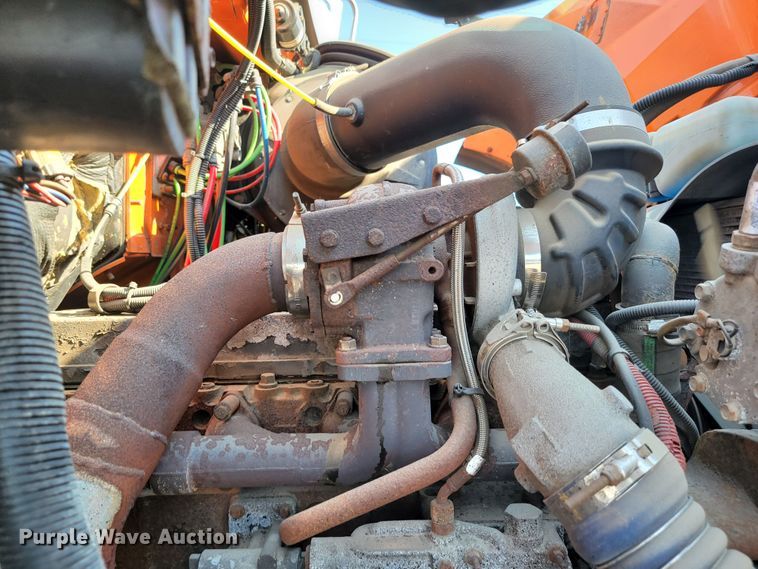 image for item JC9708 2005 Sterling L8500  dump truck