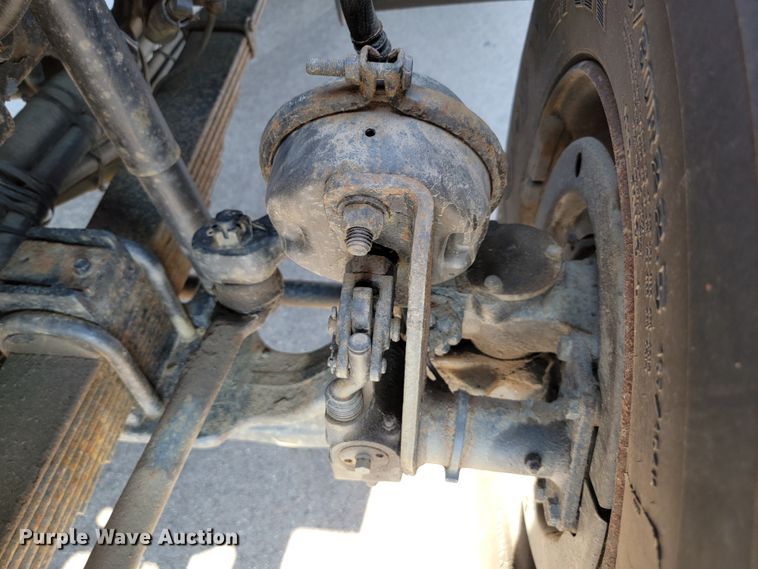 image for item JC9708 2005 Sterling L8500  dump truck