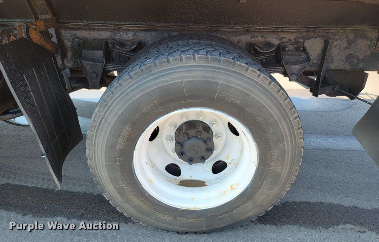 image for item JC9708 2005 Sterling L8500  dump truck