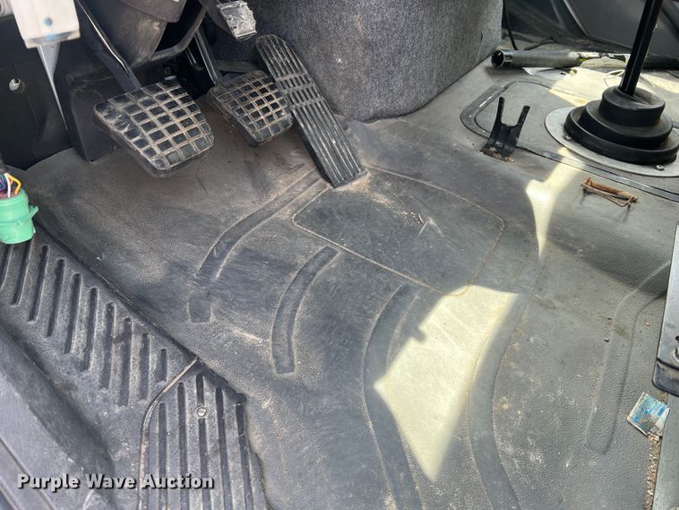 image for item JM9190 2007 Freightliner Business Class M2  semi truck