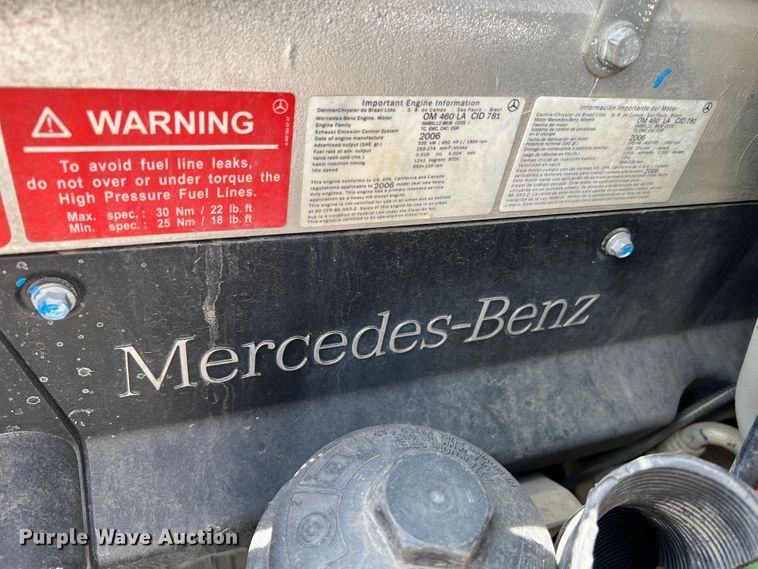 image for item JM9190 2007 Freightliner Business Class M2  semi truck