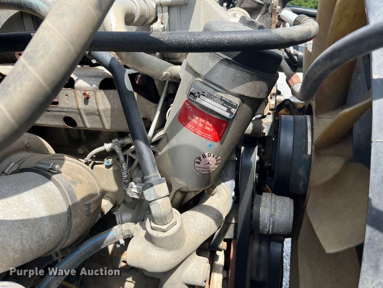 image for item JM9190 2007 Freightliner Business Class M2  semi truck